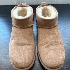 Uggs ultra mini classic boot